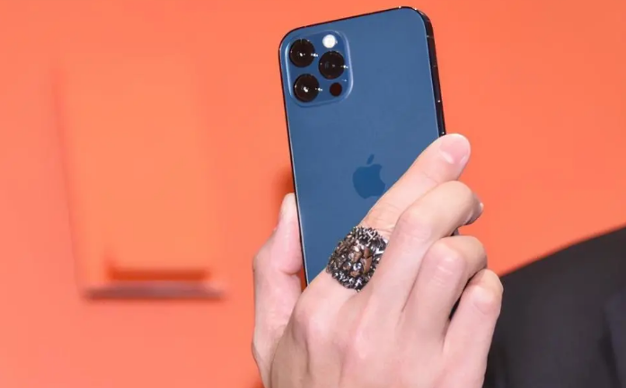 湖南苹果手机维修分享iPhone12系列重启方法教程 