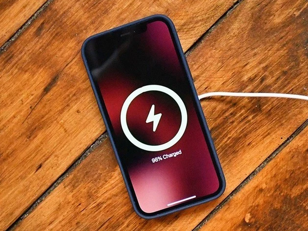 湖南苹果手机维修分享iPhone 12可以随便充电吗 